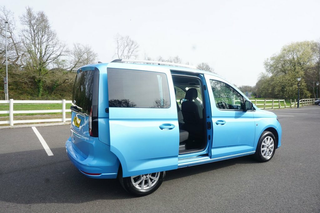 Ford Tourneo Connect 2L Titanium Blue #3