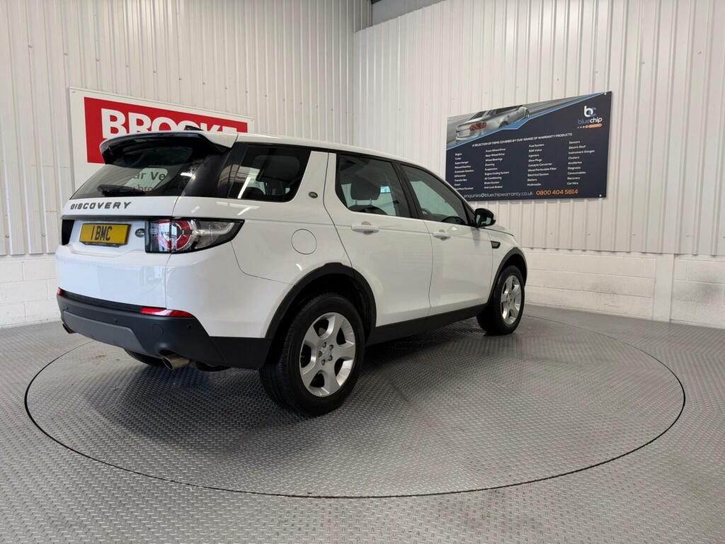 Land Rover Discovery Sport Suv 2.0 Td4 Se 4Wd Euro 6 Ss 5 Seat 2017 NG17OTW White #3
