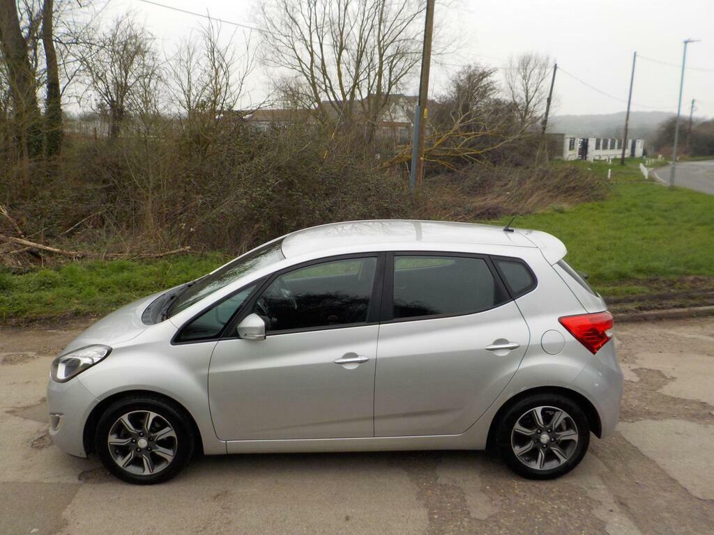 Hyundai Ix20 1.4 Blue Drive Se Euro 6 S S EJ66WAA Silver #6