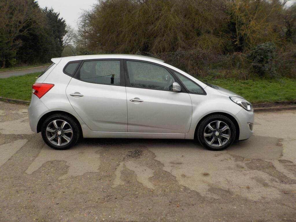 Hyundai Ix20 1.4 Blue Drive Se Euro 6 S S EJ66WAA Silver #4