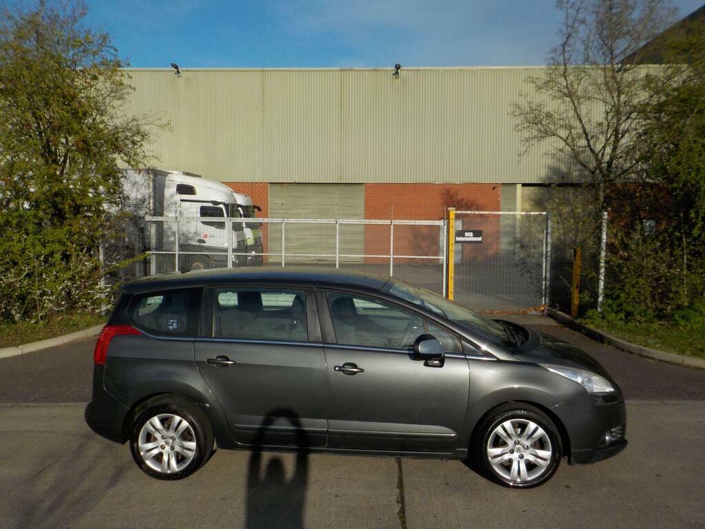 Peugeot 5008 1.6 Hdi Active Euro 5 Grey #6