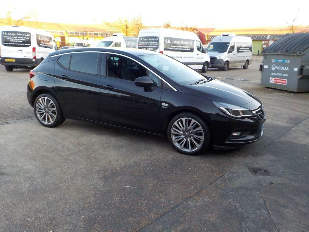 Vauxhall Astra 1.6 Cdti Blueinjection Griffin Euro 6 S S EA69WFW Black #3
