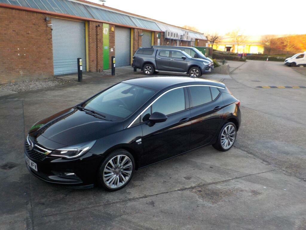 Vauxhall Astra 1.6 Cdti Blueinjection Griffin Euro 6 S S EA69WFW Black #2