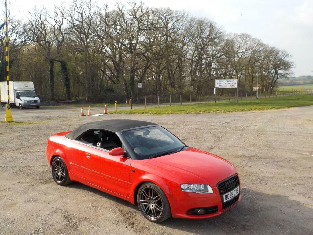 Audi A4 Cabriolet 2.0 Tfsi Final Edition Red #5
