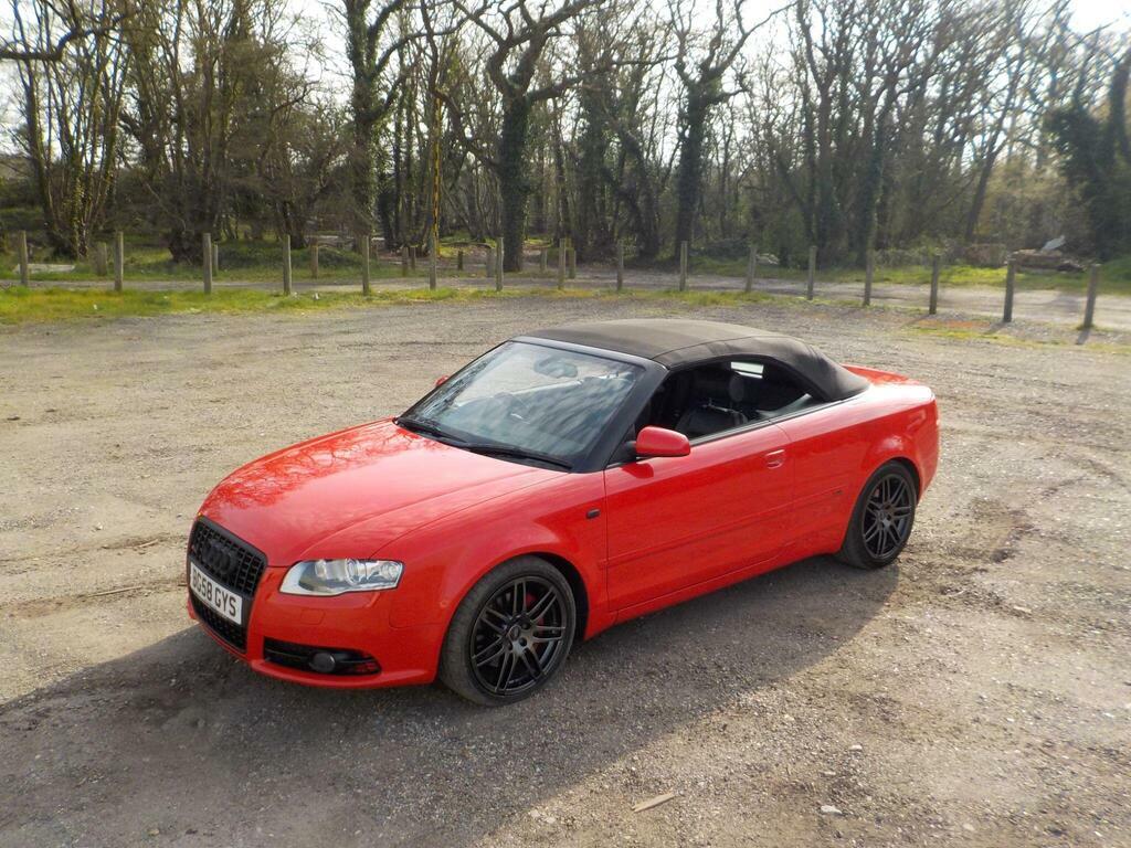Audi A4 Cabriolet 2.0 Tfsi Final Edition Red #4