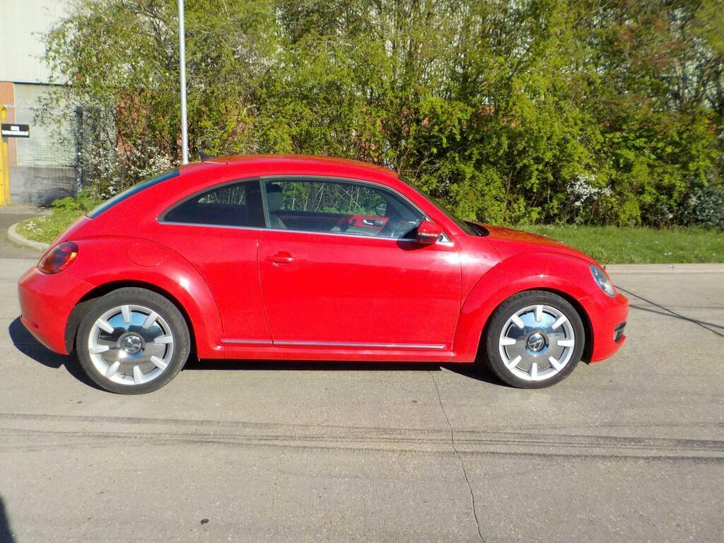 Volkswagen Beetle 2.0 Tdi Design Euro 5 Red