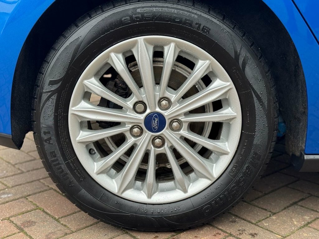 Ford Focus 1L Titanium WM68LBL Blue #6