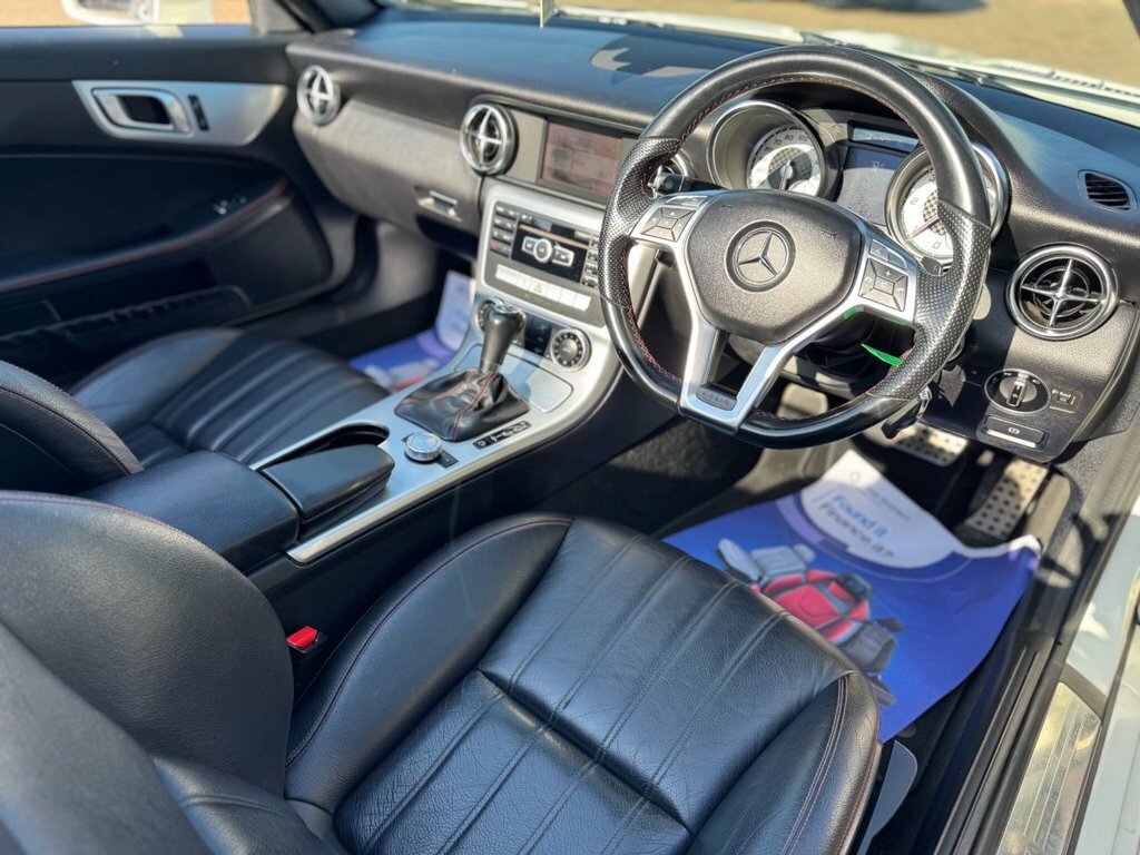 Mercedes-Benz SLK 2.1L Amg Sport White #4