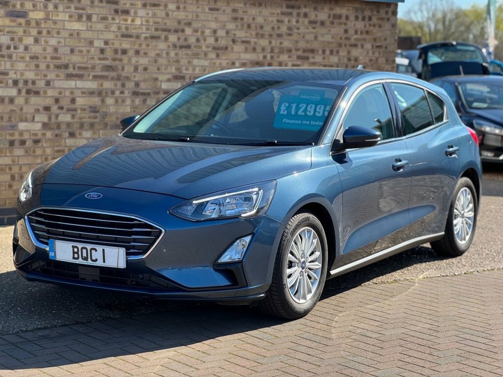 Ford Focus 1L Titanium Edition Blue