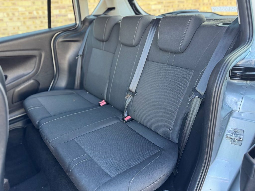 Ford B-Max 1L Zetec BL66NNR Silver #5