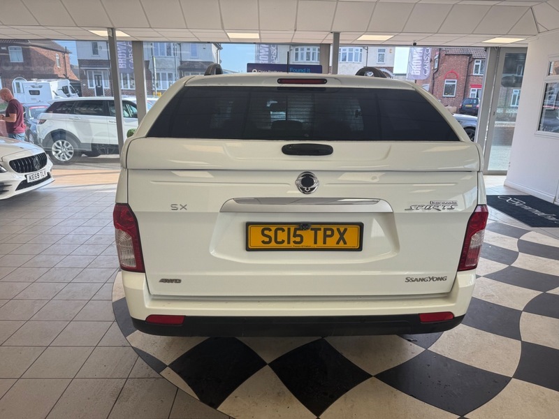 SsangYong Korando Sx Pick Up 27000 White #4