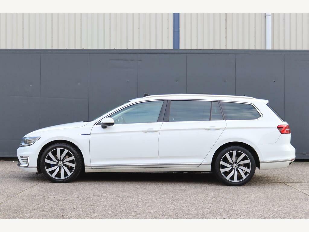 Volkswagen Passat 1.4 Tsi Gte Advance Dsg Euro 6 S S YB67YYW White #4