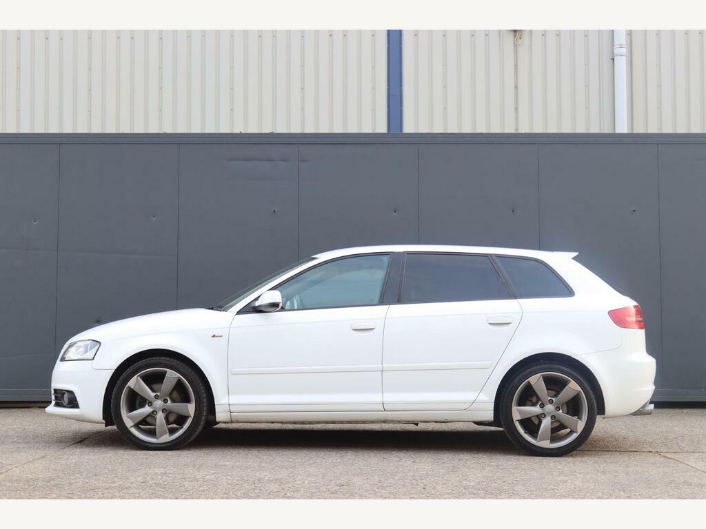 Audi A3 2.0 Tdi Black Edition Sportback Euro 5 S S White #4
