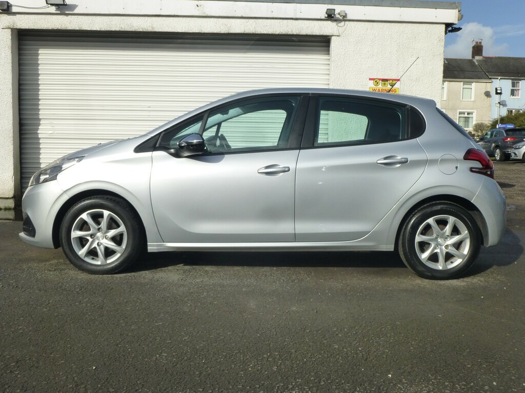 Peugeot 208 1.2 Puretech Active Edition 20 R Tax Euro6 Ulez BN16VOO Silver #2