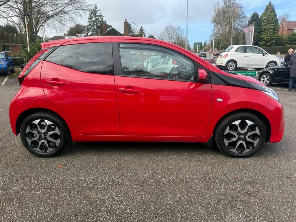 Toyota Aygo 1.0 Vvt-i X-plore Euro 6 CK68DHY #2