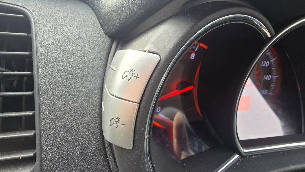Nissan Murano Suv  #23