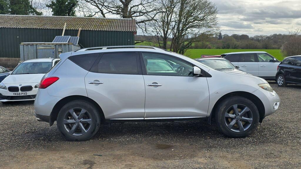 Nissan Murano Suv  #11