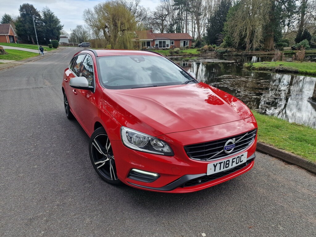 Volvo V60 2.0 R-design Nav D4 YT18FOC Red #2