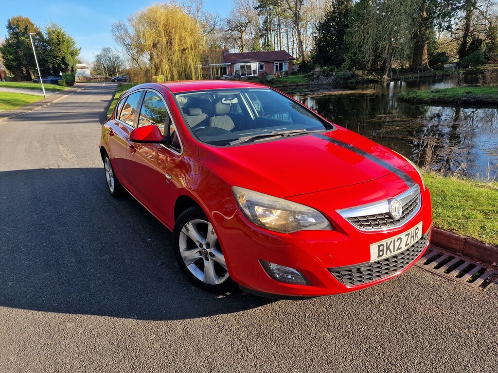 Vauxhall Astra 1.4 16V Sri BK12ZHR Red #2