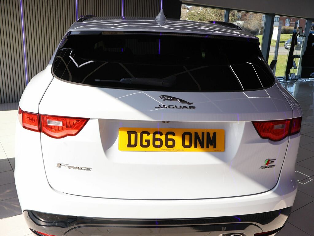 Jaguar F-Pace 2016 3.0 V6 S Suv Awd Euro 6 Ss White #3