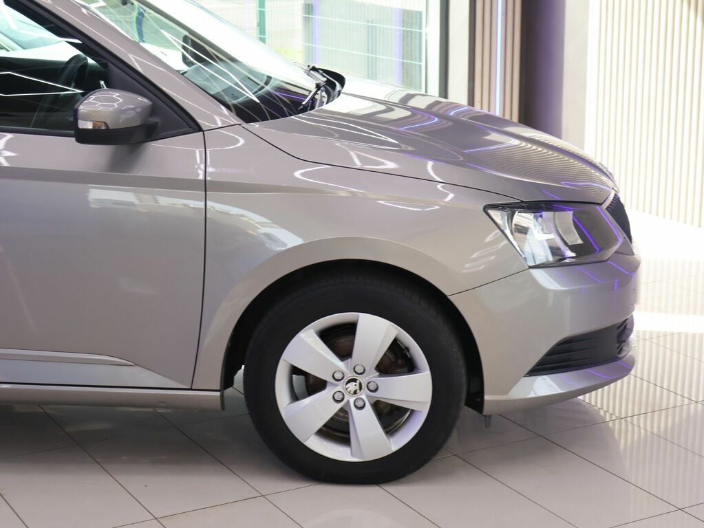 Skoda Fabia 2016 1.2 Tsi Se Hatchback Euro 6 Beige #5