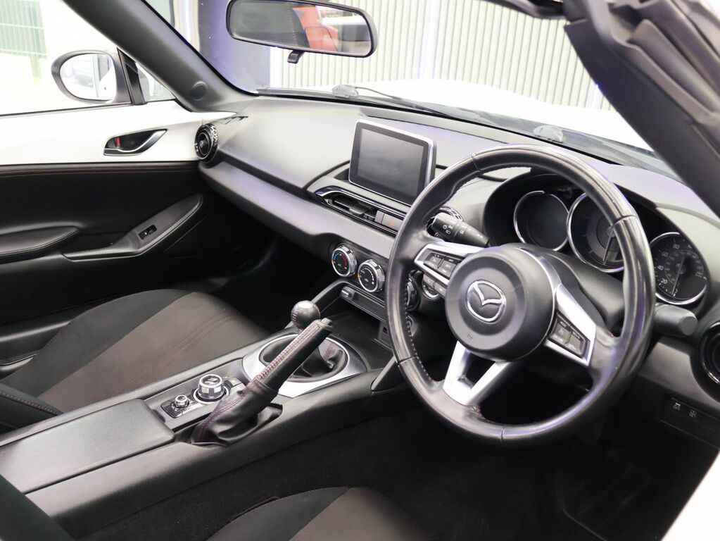 Mazda 121 2.0 Skyactiv-g Sport Nav Grey #16