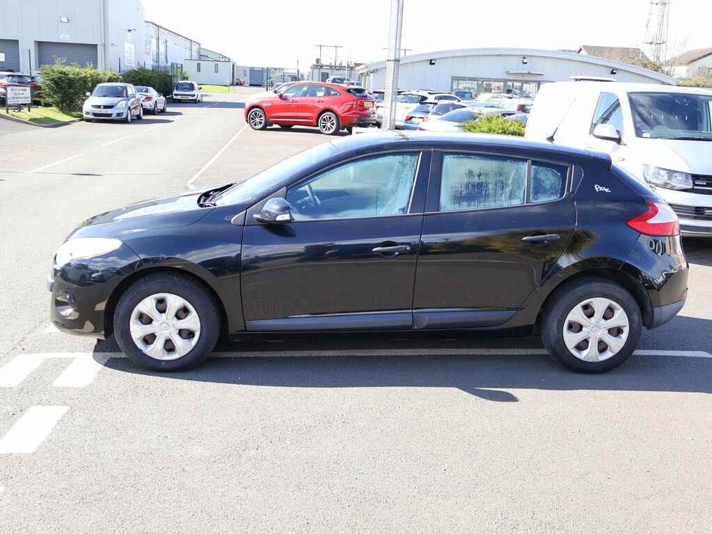 Renault Megane 2012 1.6 16V Pzaz Hatchback Euro Black #4
