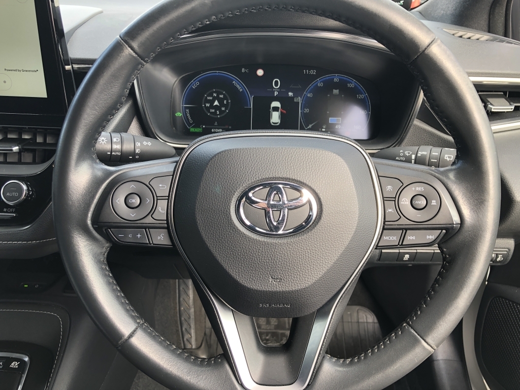 Toyota Corolla Hybrid Hatchback 1.8 Design YP23GOE White #5