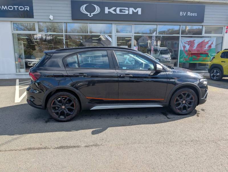 Fiat Tipo 1.5 Hybrid 48V Cross Garmin Ddct - 2024 24 Black #5