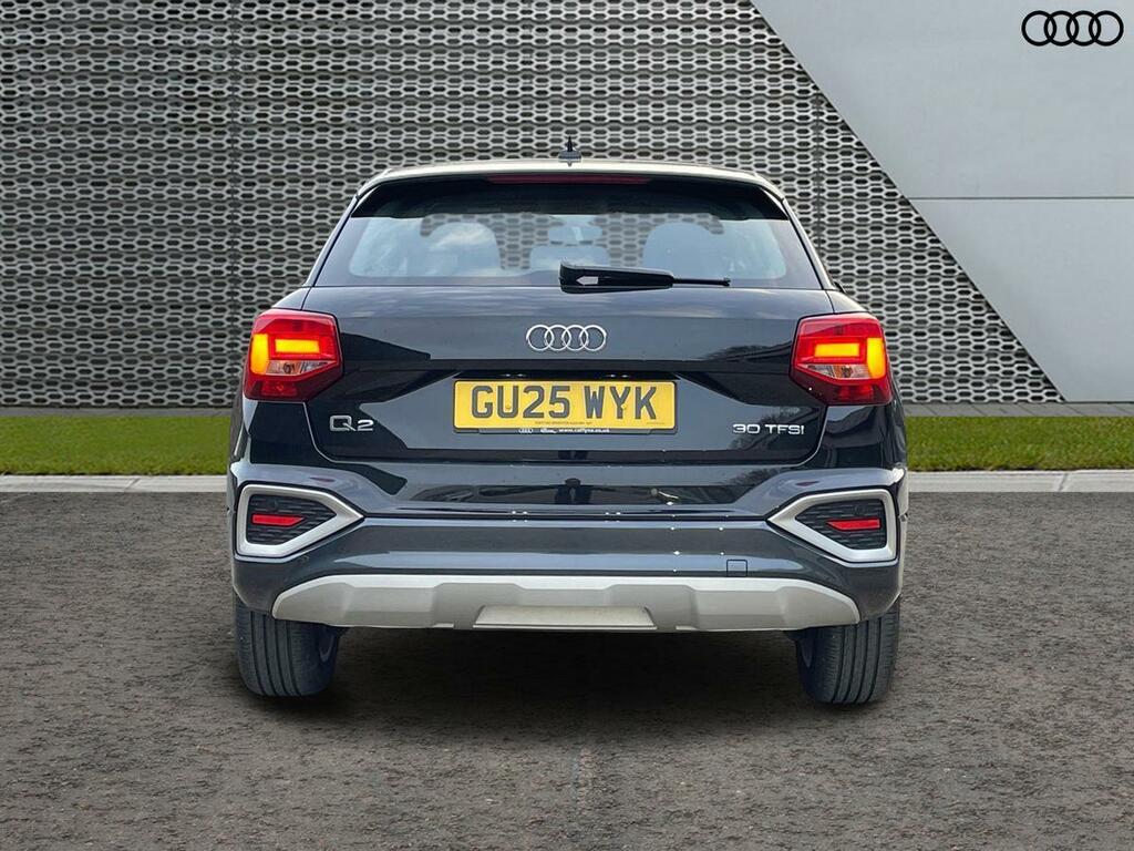 Audi Q2 Sport 30 Tfsi 116 Ps 6-Speed GU25WYK Black #4