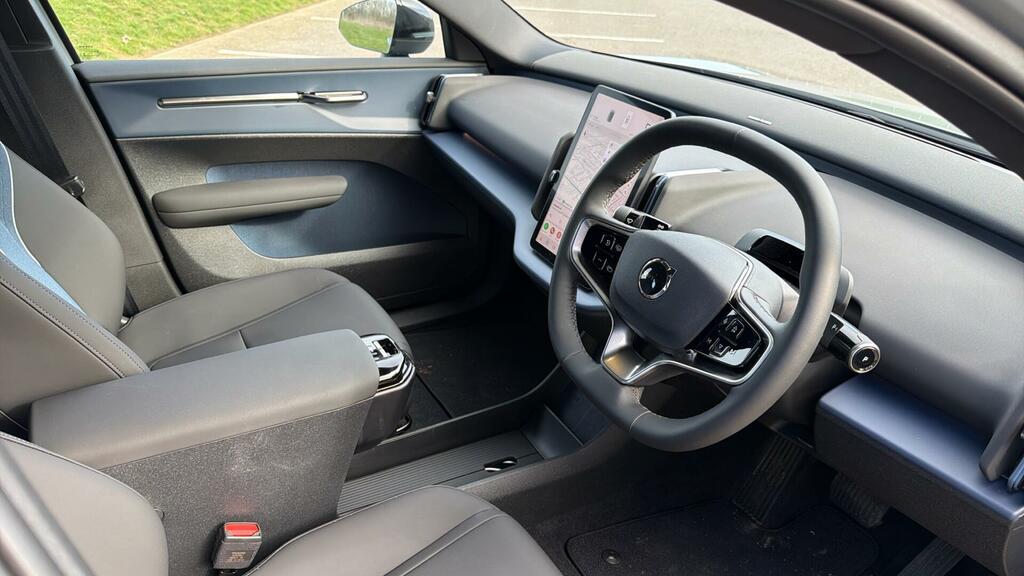 Volvo EX30 Plus 428 Awd Twin Motor Performance  Grey #4