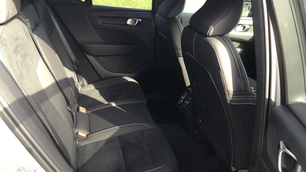 Volvo EX40 Plus Extended Range 353 Mile Range 82Kwh Demonstr GP75DDJ Grey #6