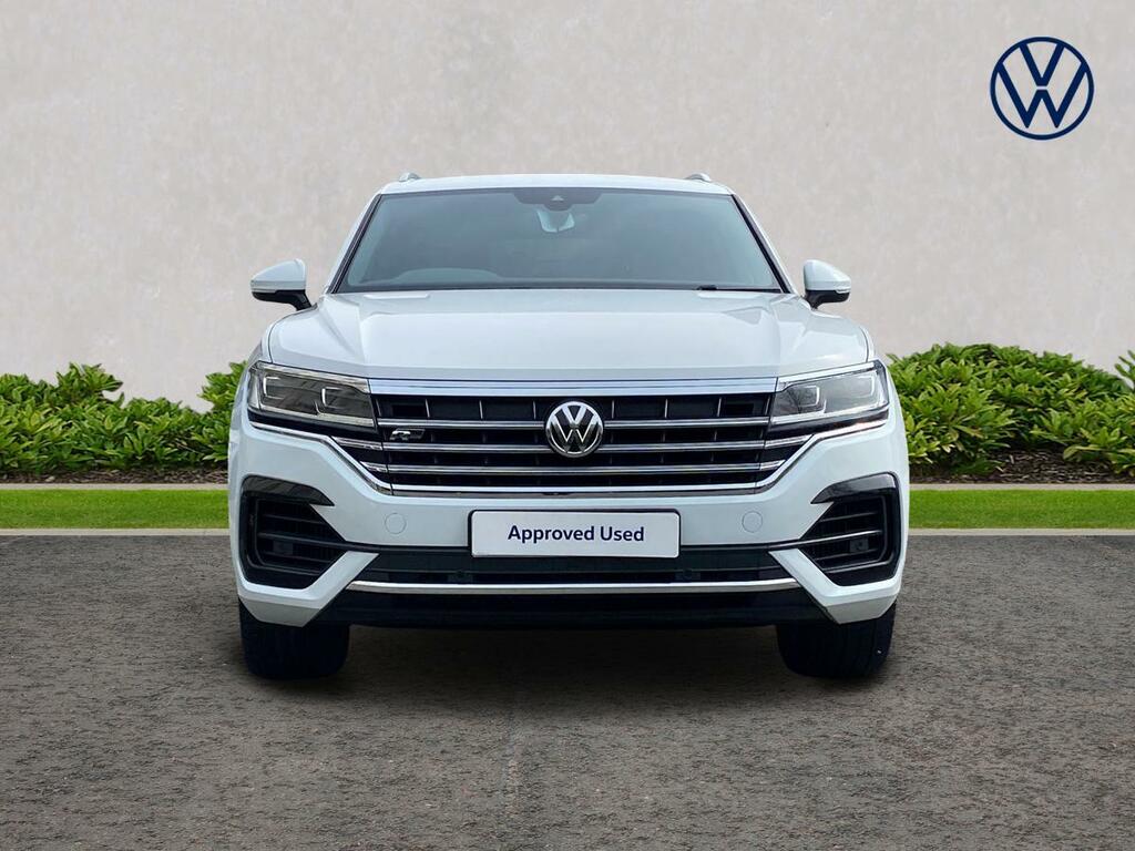 Volkswagen Touareg 3.0 V6 Tsi 4Motion R-line Tech Tip White #3