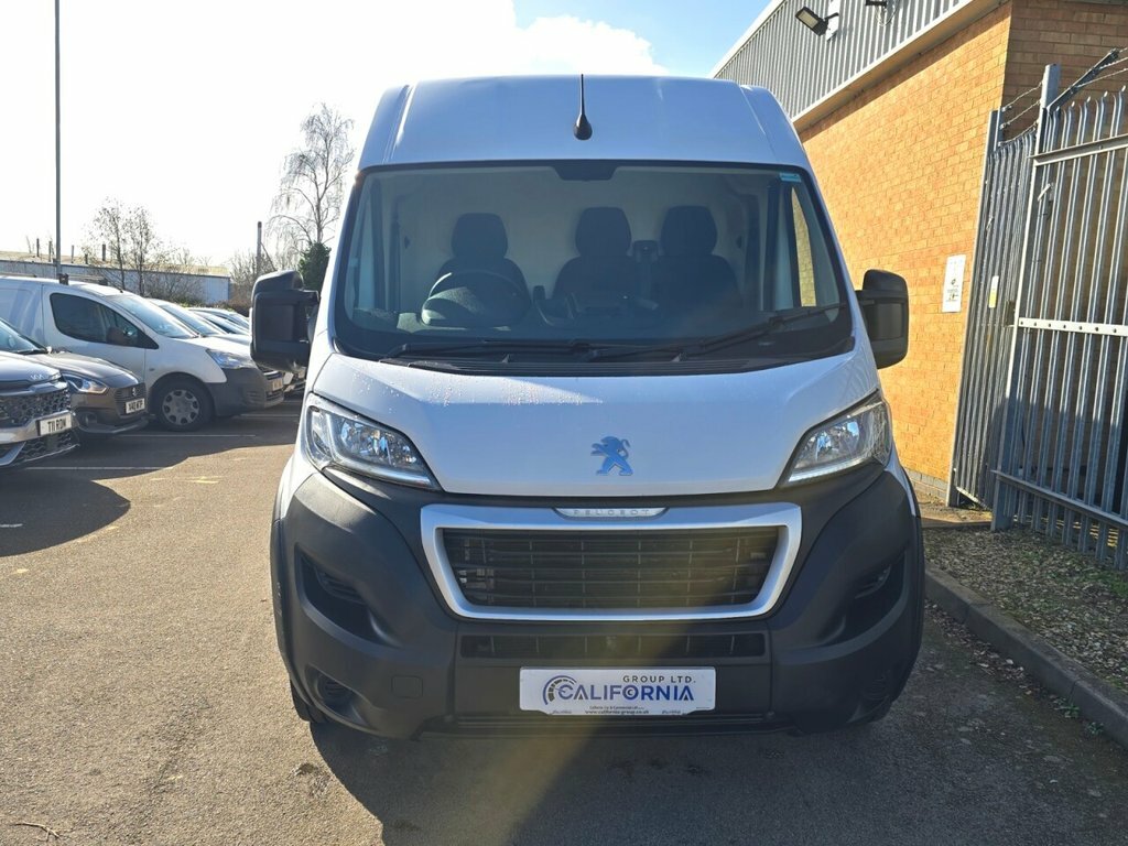Peugeot Boxer 2.2L Professional White #4