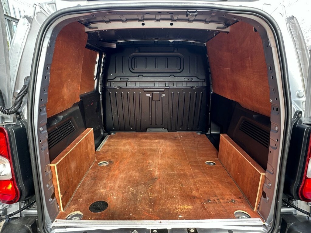 Vauxhall Combo 1.6L Edition WV69UON Grey #2