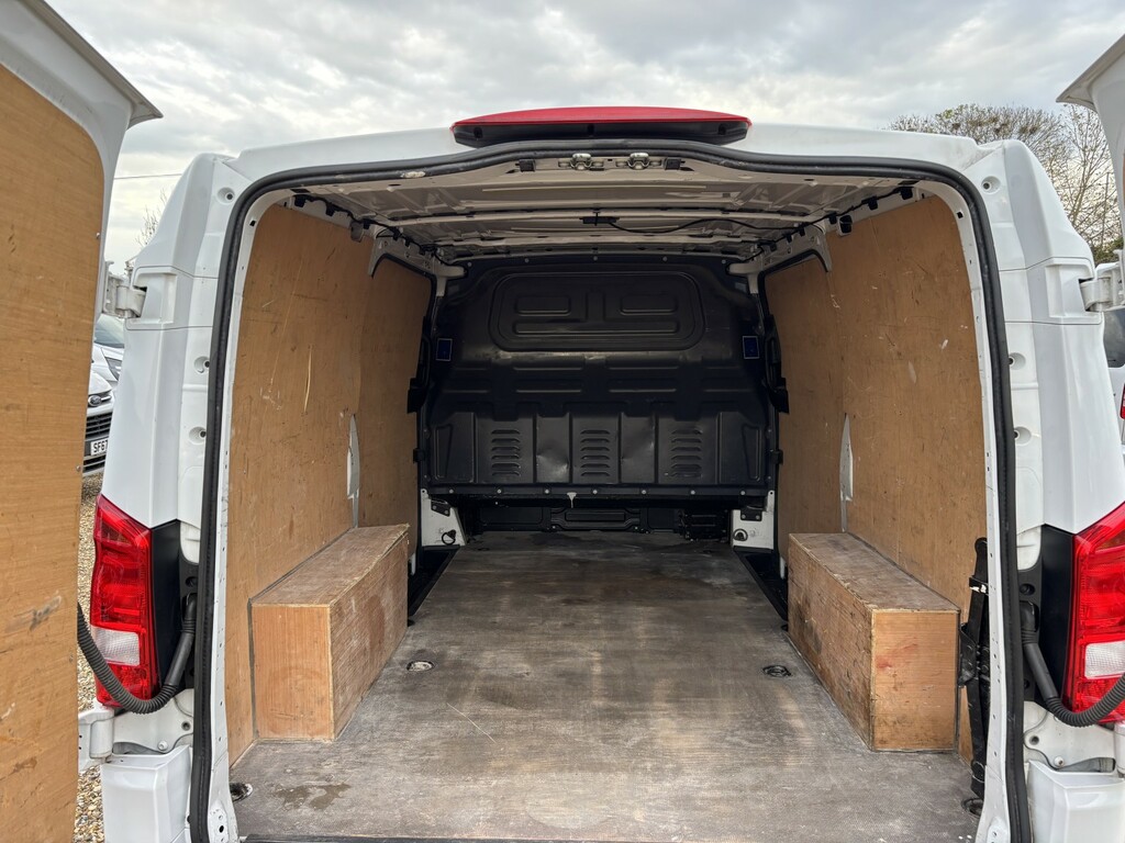 Mercedes-Benz Vito Panel Van 1.7 110 Cdi Progressive 202121 White #5