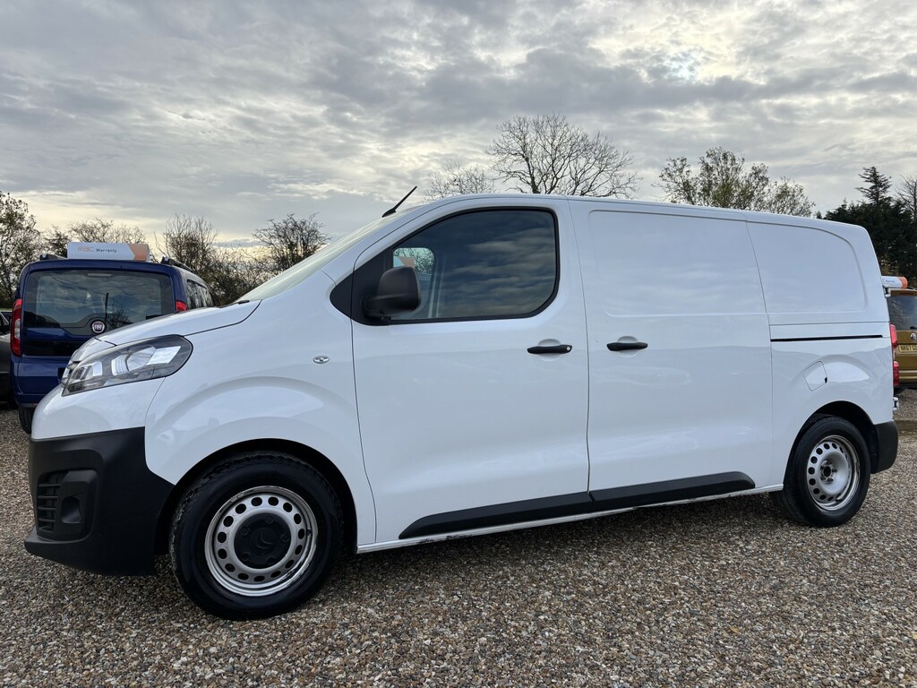 Citroen Dispatch Panel Van 1.5 Bluehdi 1000 Enterprise Pro M 2022 LC22JVP White #6