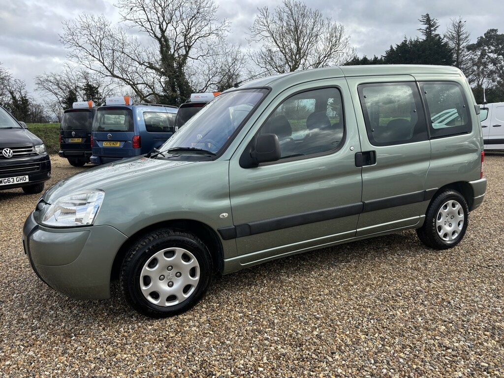 Peugeot Partner Wheelchair Accessible Vehicle 5 Seat Wav Wheelchai SF09BHW Green #6
