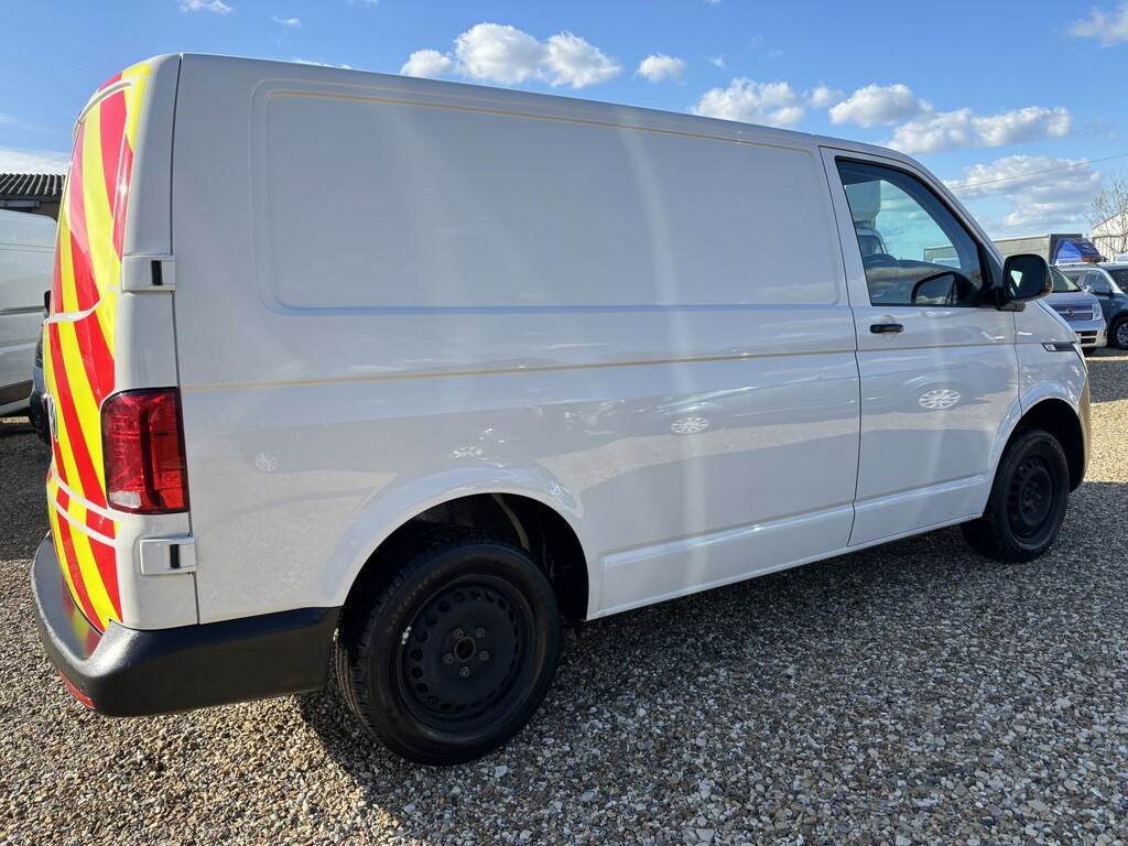 Volkswagen Transporter Panel Van 2.0 Tdi T28 Startline 202272 RK72OVE White #5
