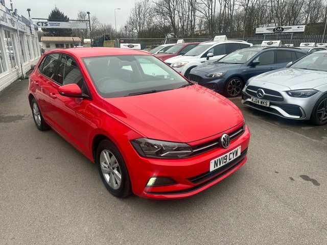 Volkswagen Polo 1.0 Tsi Se Tech Edition Hatchback Manua Red