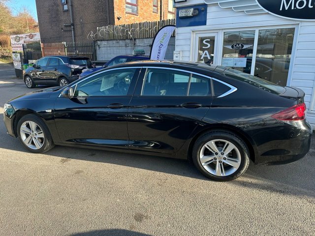 Vauxhall Insignia 1.5 Turbo D Sri Nav Grand Sport KN71MYS Black #6