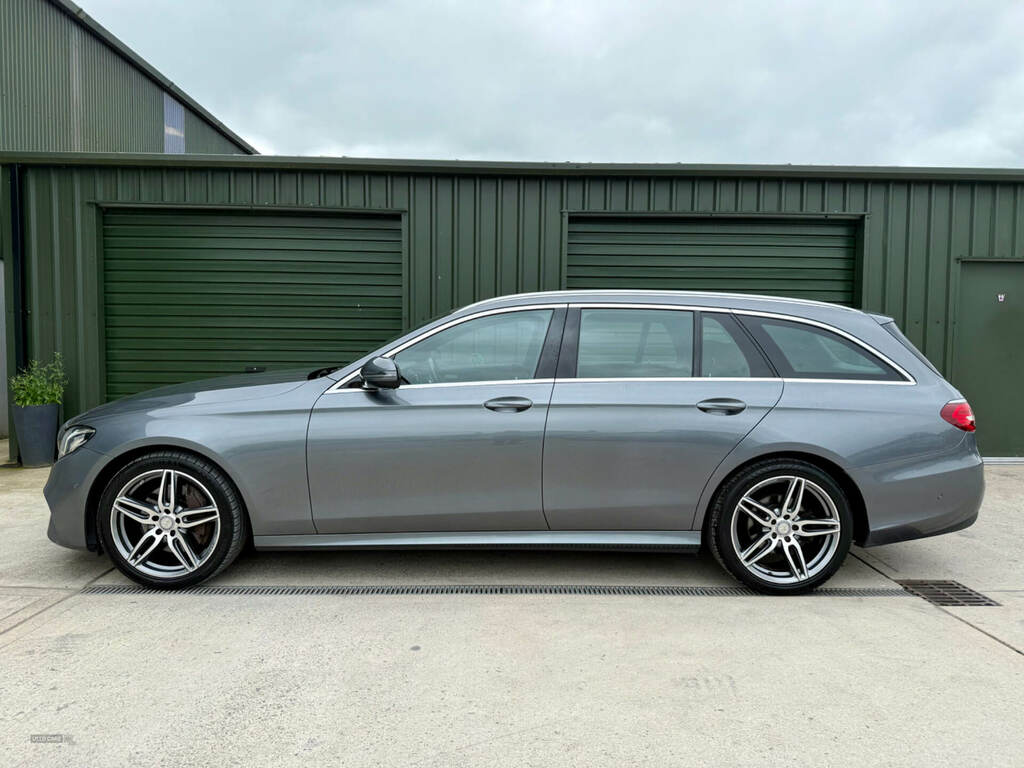 Mercedes-Benz E Class E220d Amg Line 9G-tronic HG66KCA Grey #3