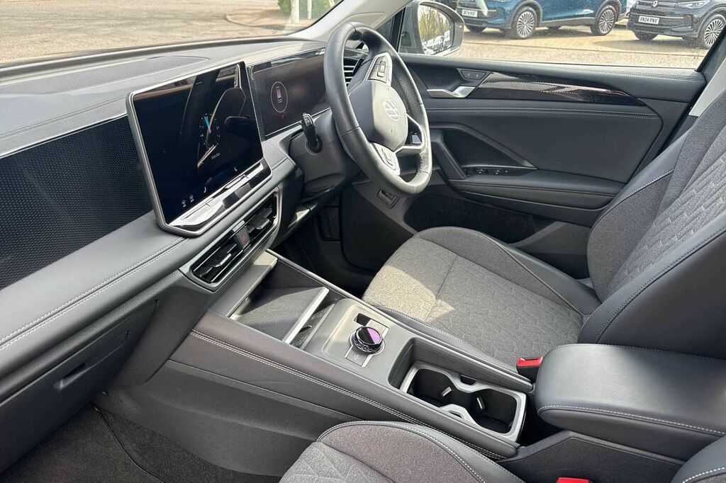Volkswagen Tiguan 1.5 Etsi 150 Match Dsg 8 438 Miles DC24YNB  #2