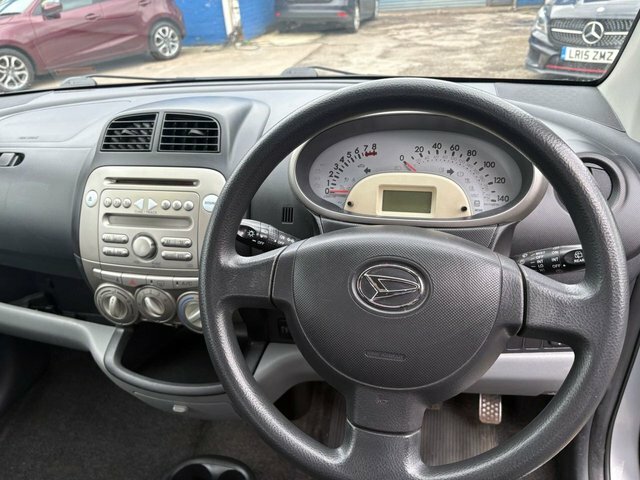 Daihatsu Sirion 1.5 Sx Silver #8