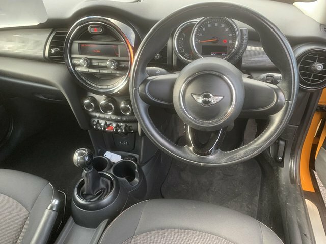 Mini Hatch 1.5 Cooper D Hatchback Euro 6 S Brown #5