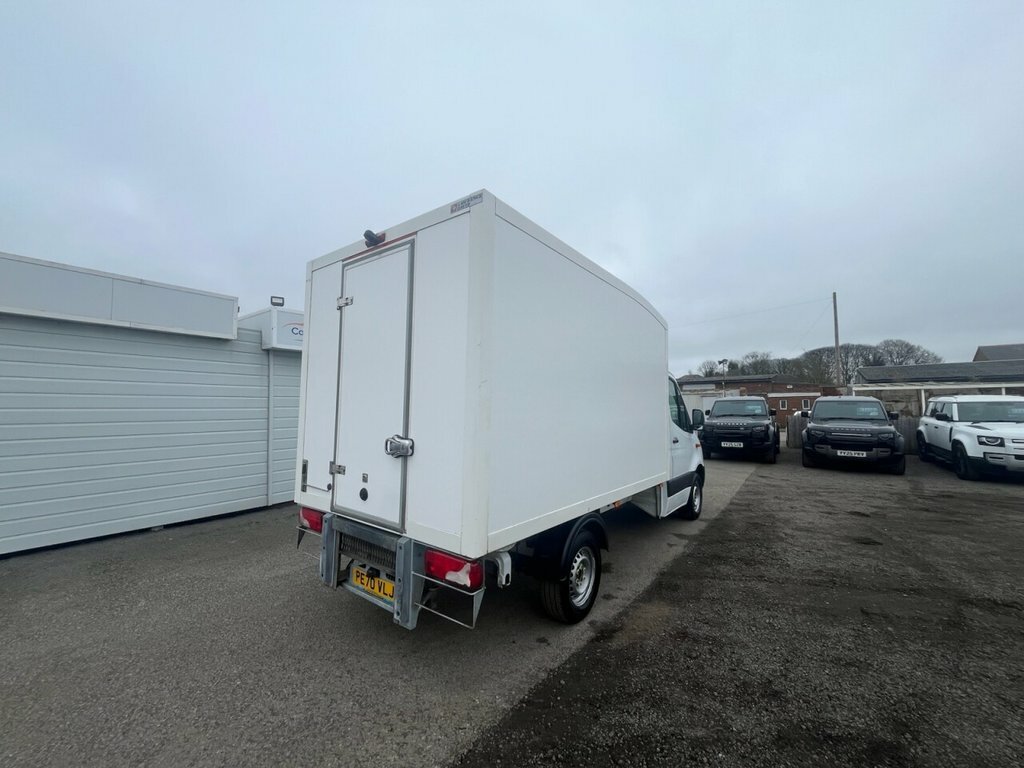 Mercedes-Benz Sprinter 2L Progressive PE70VLJ White #3