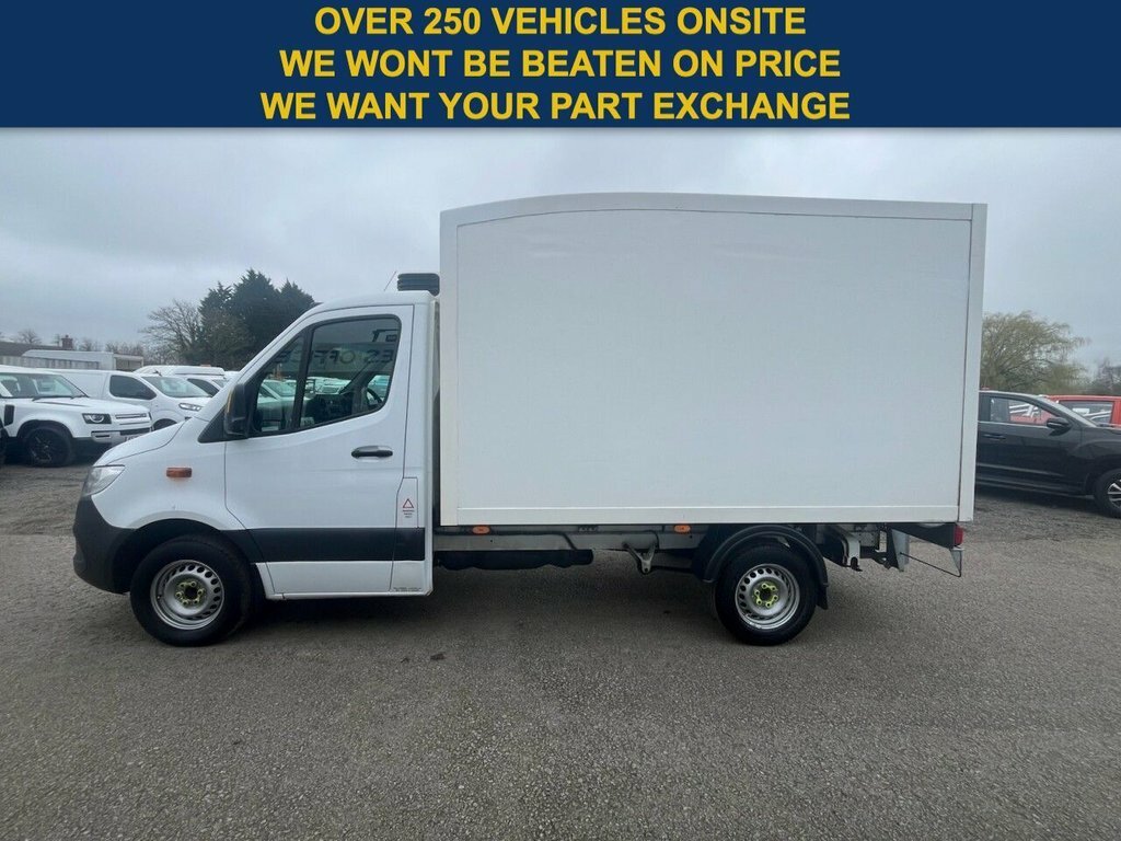 Mercedes-Benz Sprinter 2L Progressive PE70VLJ White #2