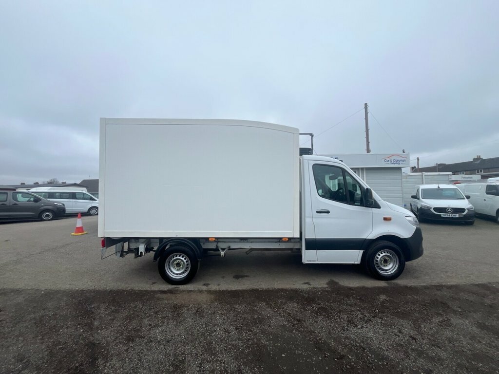 Mercedes-Benz Sprinter 2L Progressive PE70VLJ White #4