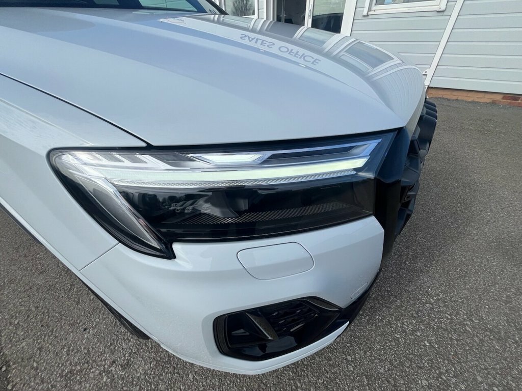 Audi SQ7 4L Black Edition BV75DYP White #6