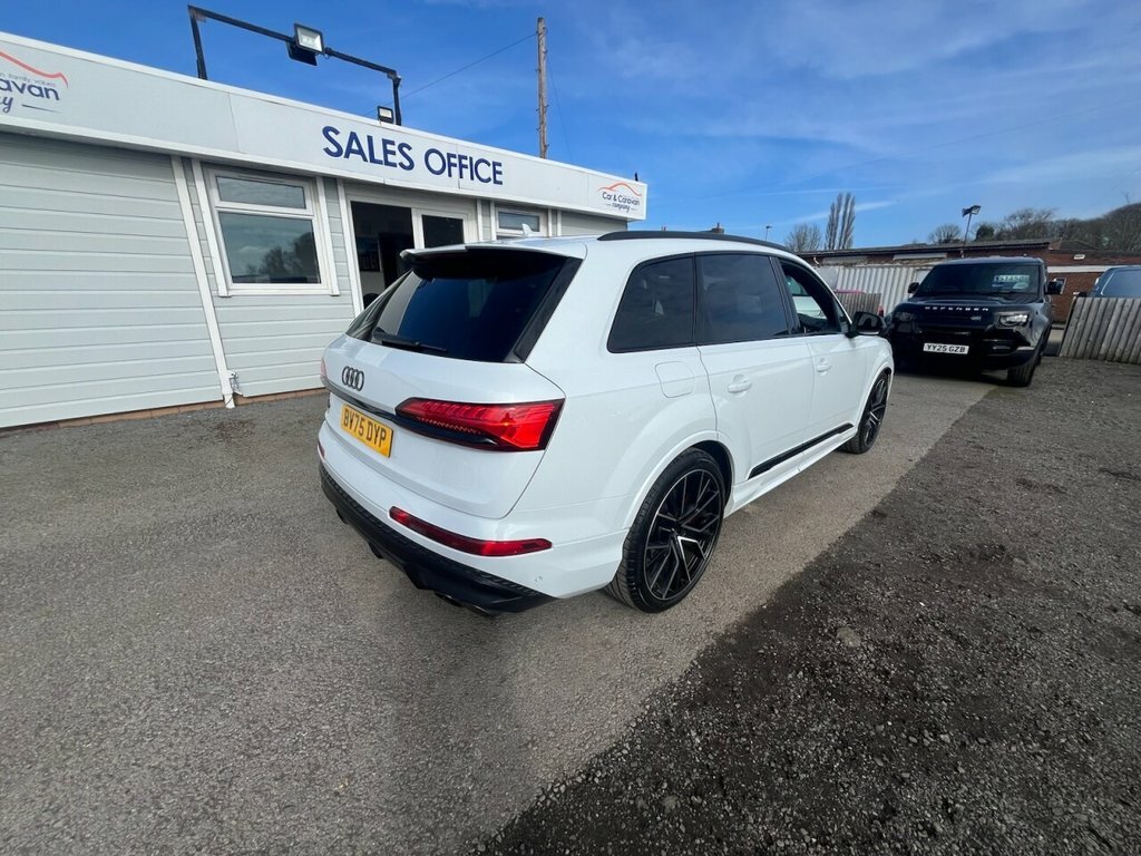 Audi SQ7 4L Black Edition BV75DYP White #3